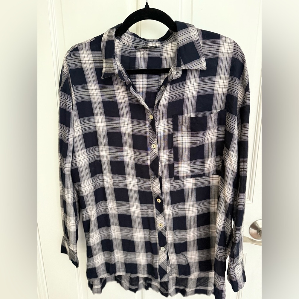 POL Women's Black and White Plaid‎ Button Down Shirt